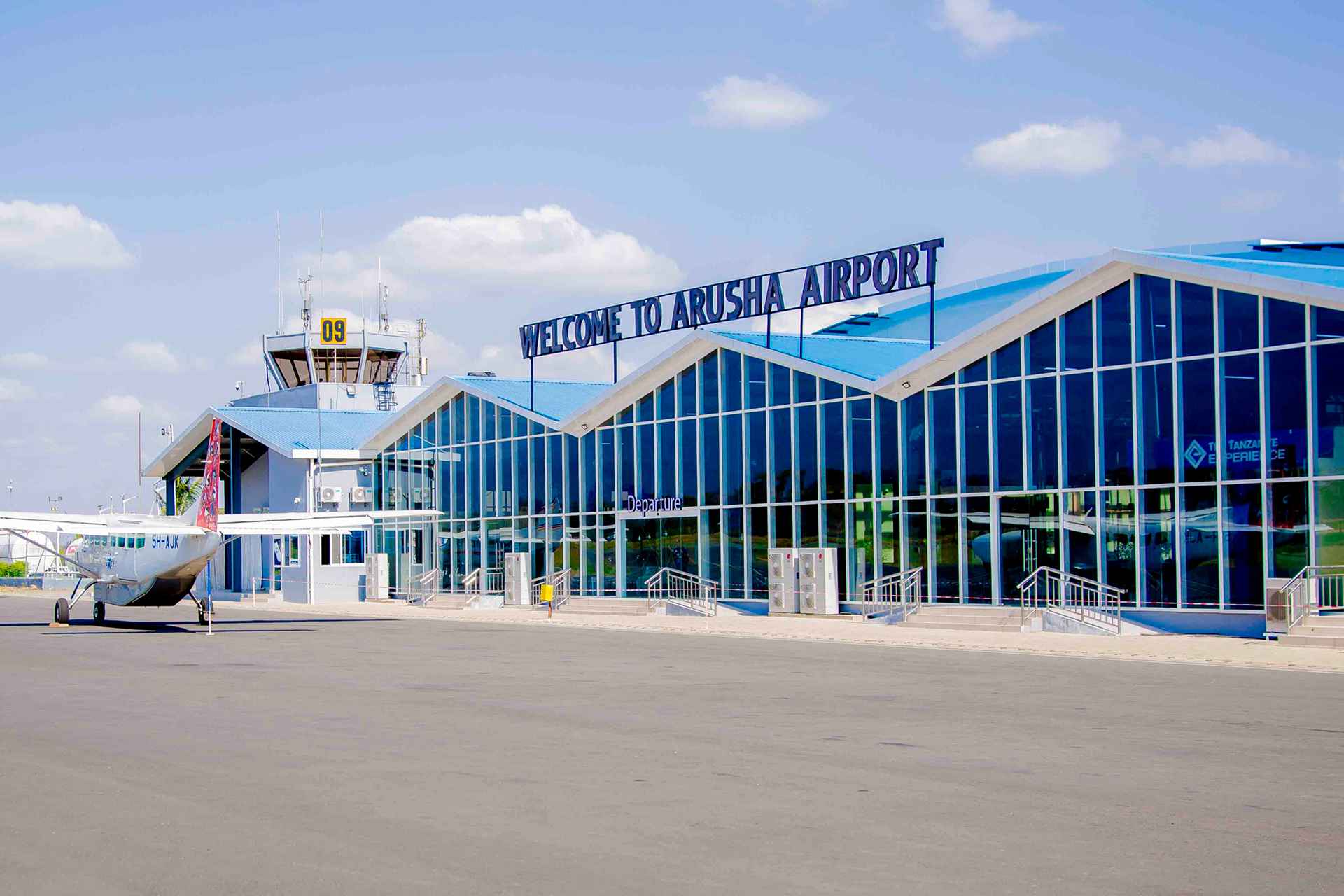 Which Airport Should I Land At for Kilimanjaro and Safari
