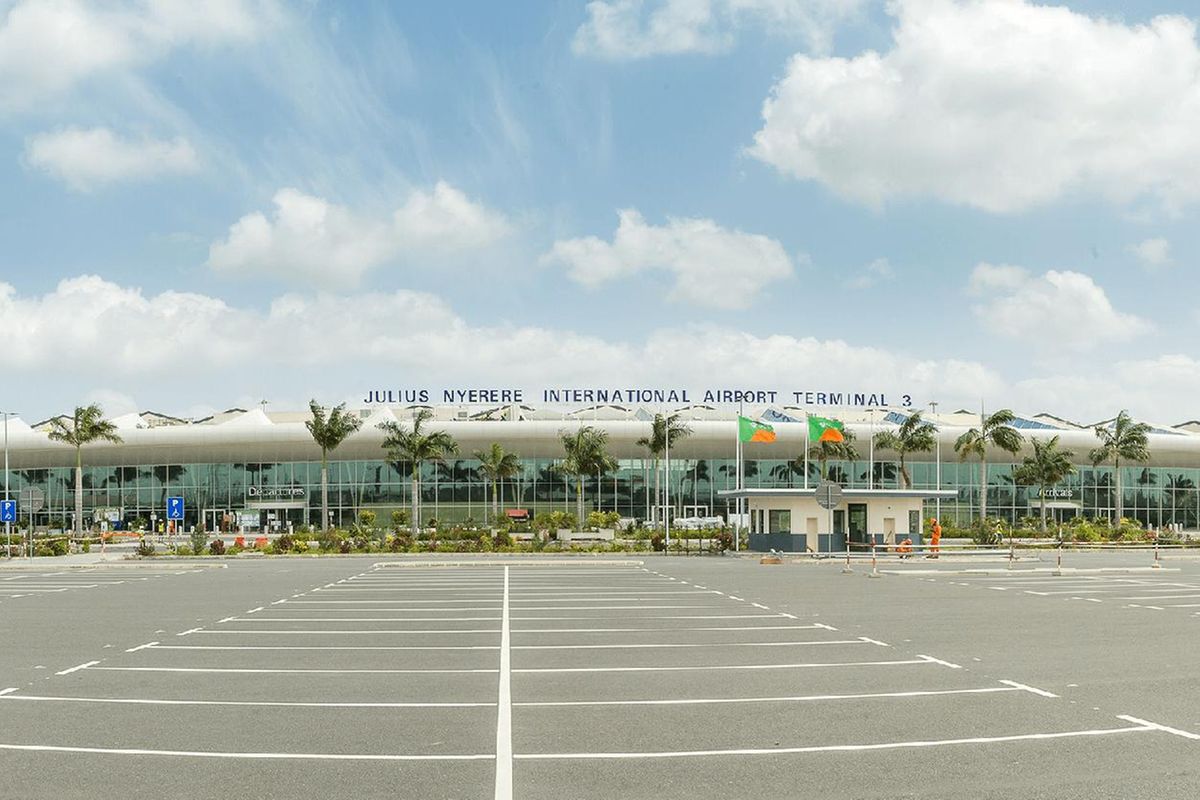 Which Airport Should I Land At for Kilimanjaro and Safari